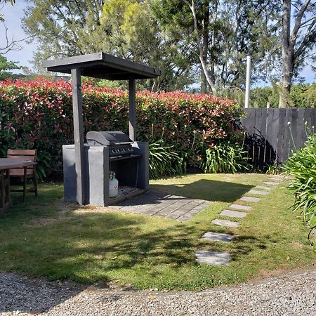Tasman Motor Camp Hotel Exterior foto